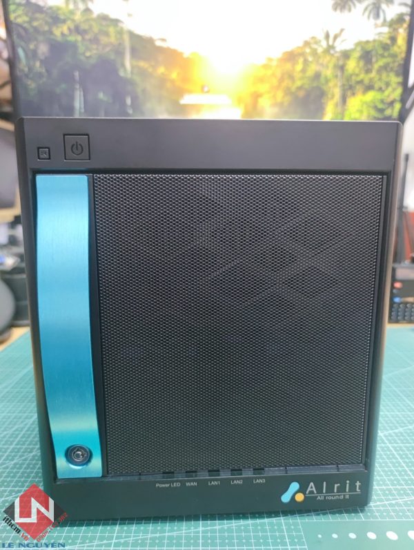 NAS 4 Radix Alrit MITX-DNV6 C3538 4GB RAM