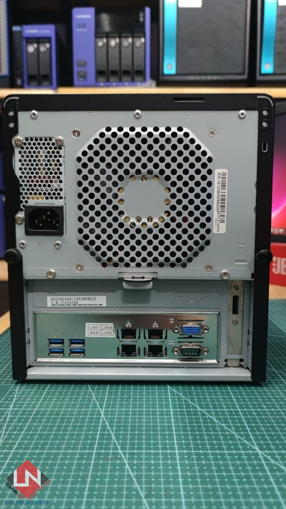 NAS Radix Alrit C3558 R4. 4GB 4 bay HDD chạy OS Synology