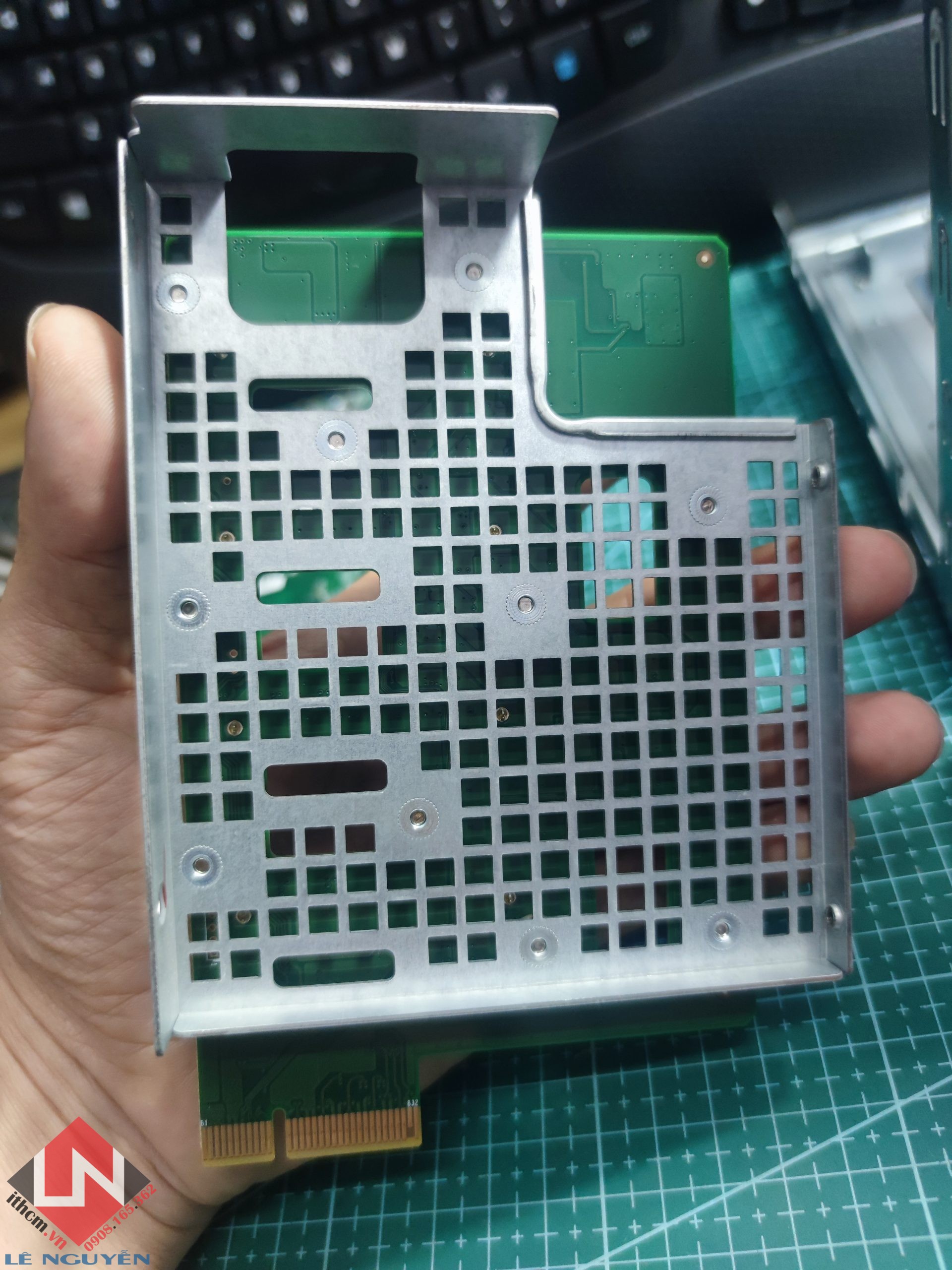 Mở hộp, Unbox nội thất bên trong NAS IO DATA N3160 xem có gì.