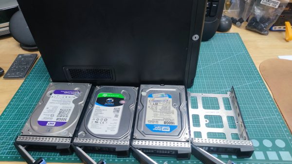 NAS Nhật Starbilas NWS 4130T chạy Xpenology Ram 4Gb, 4 bay HDD, Hiệu suất mạnh mẽ, tiết kiệm năng lượng.