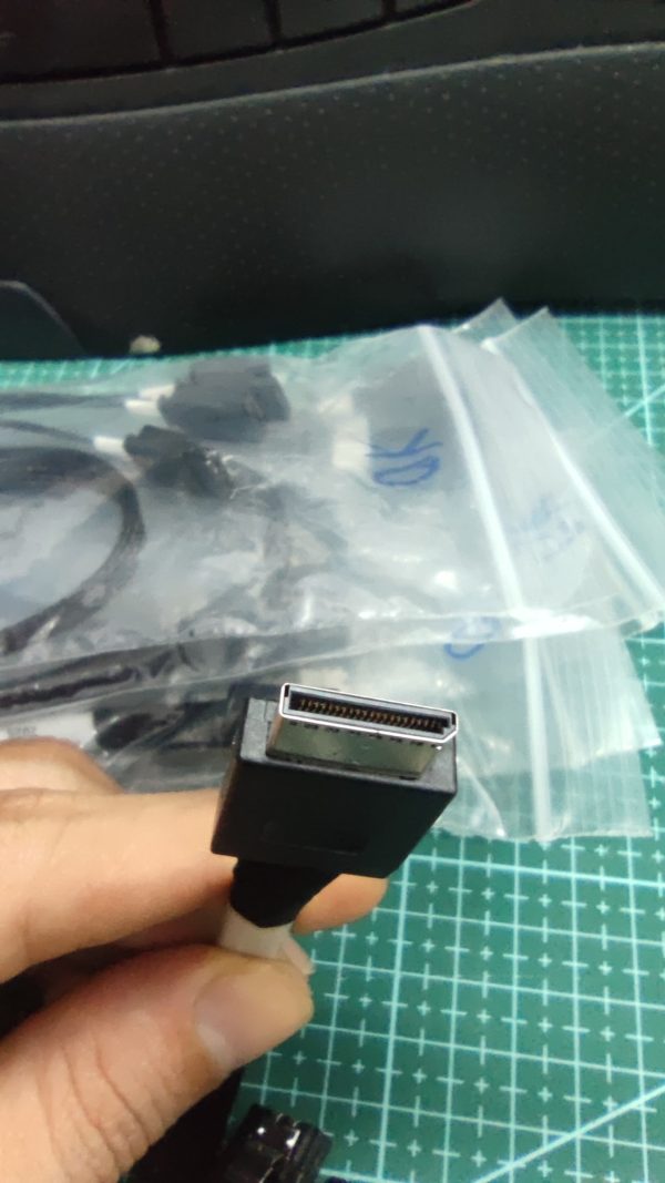 Cable Oculink to 4-Sata dùng cho Starbilas Gen8