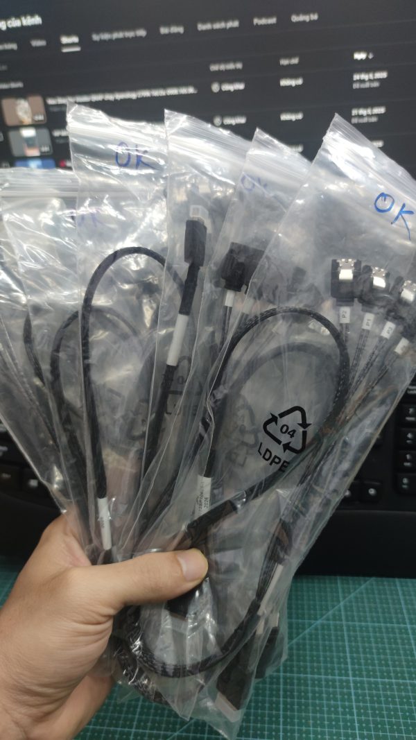 Cable Oculink to 4-Sata dùng cho Starbilas Gen8
