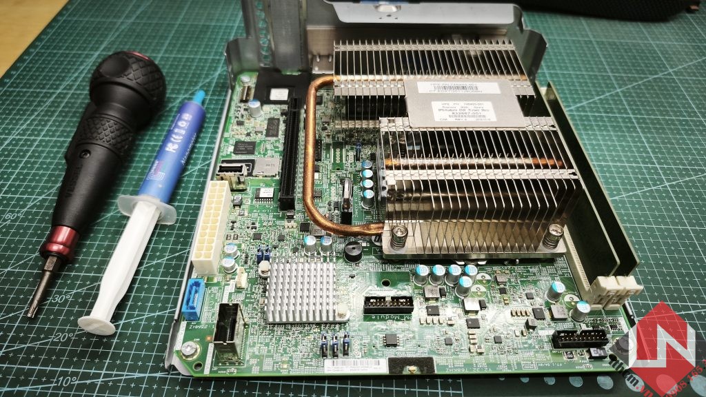 Hình ảnh chi tiết Bo mạch chủ MicroServer Gen8, CPU Xeon 1220